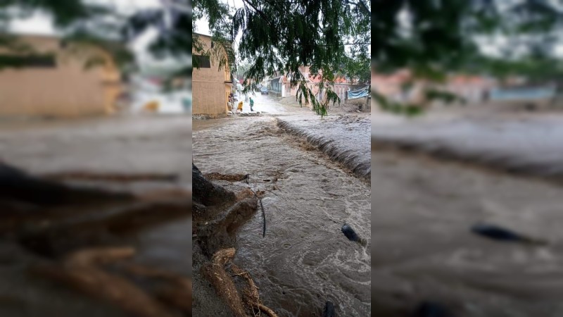 Severas afectaciones por lluvias, en Arteaga  