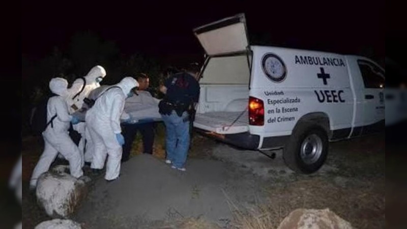 Encuentran 2 cadáveres con impactos de bala y carcomidos por animales, en Cuitzeo 