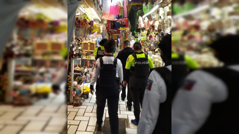 Se reúne Policía Morelia con locatarios del mercado Revolución
