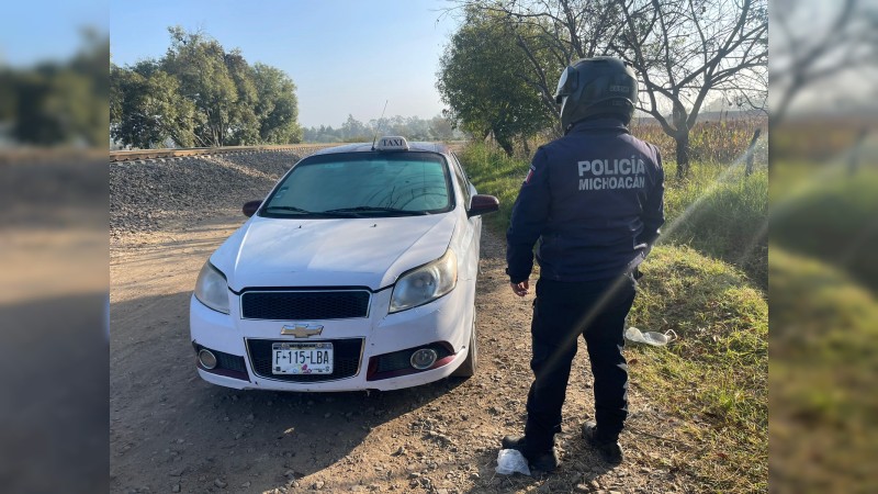 Recuperan policías 6 automotores robados, en Michoacán 