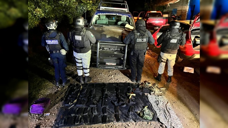 Atrapan a 9 presuntos miembros de célula criminal, en Madero; le aseguran arsenal  