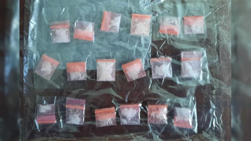En Morelia, SSP detiene a uno en posesión de 18 envoltorios de metanfetamina