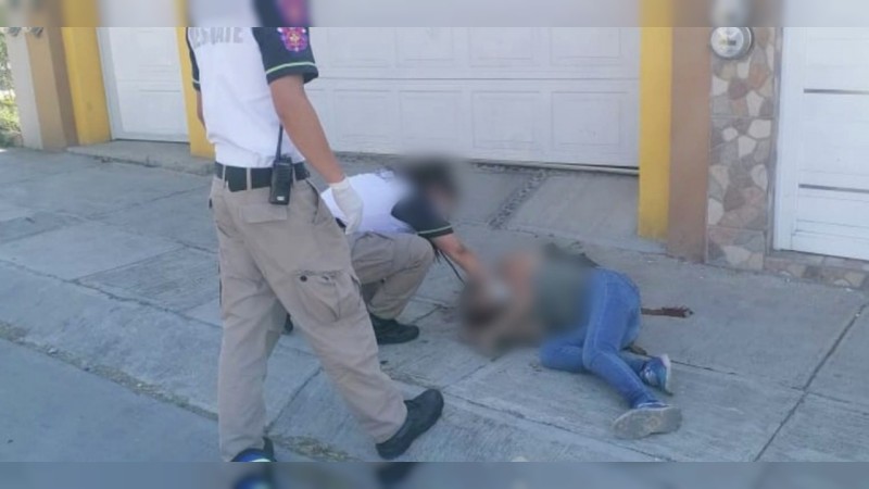 Sicarios interceptan y asesinan a una mujer, en Zamora 