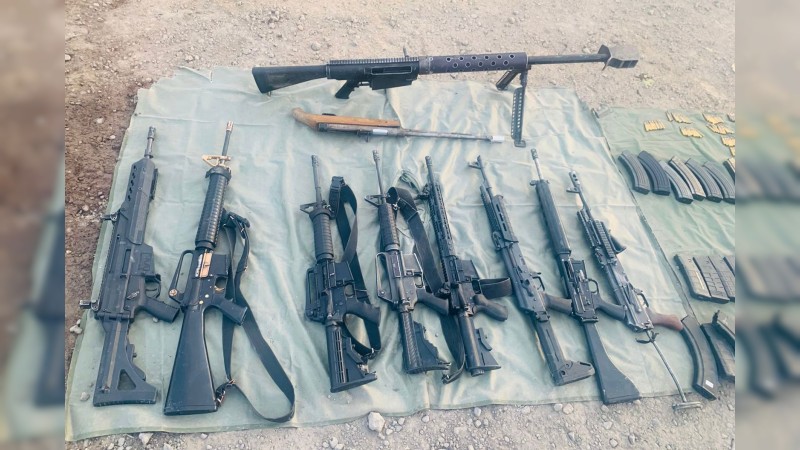 Tras operativo en Tanhuato, se aseguraron 10 fusiles, 647 cartuchos y 177 dosis de drogas