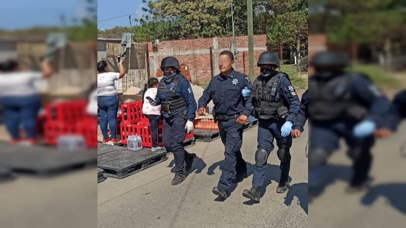 Maestros agreden a policías, en Uruapan; hay 6 heridos  