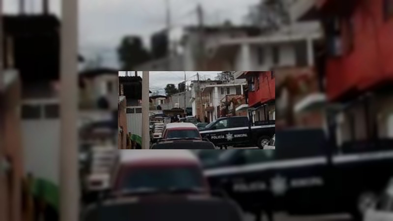 Comando irrumpe, en taller de Ciudad Hidalgo y mata a 3 hombres 