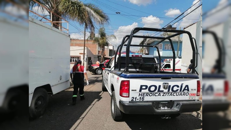 Grupo armado mata a tiros a adolescente y a un hombre, en Zitácuaro; hay 2 mujeres heridas