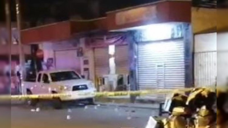 Sicarios atacan puesto de comida, en Uruapan; hay 2 muertos 