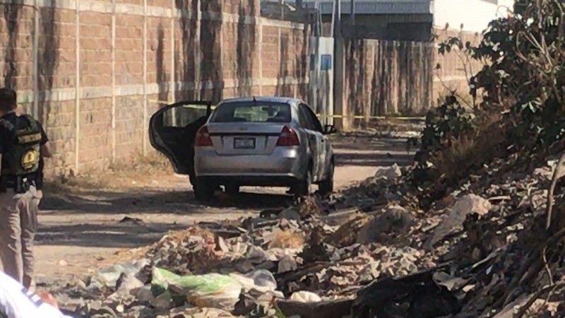 Morelia: abandonan auto con impactos de bala  