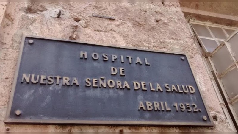 Mujer herida con impacto de bala llega a hospital, en Morelia; investigan caso