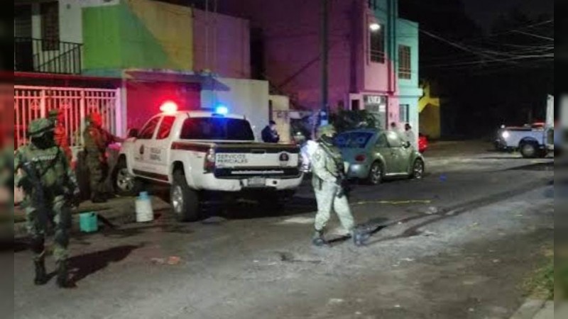 Villas del Pedregal: hallan a un hombre asesinado a tiros dentro de un taxi 