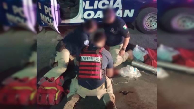 Atacan a balazos a elementos de la Policía, en Sahuayo; un oficial murió 