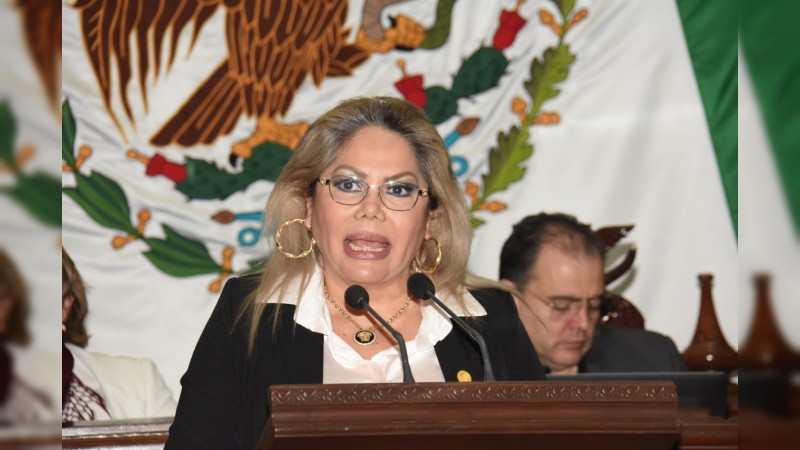Propone Margarita López regular y dignificar Cuerpos de Bomberos