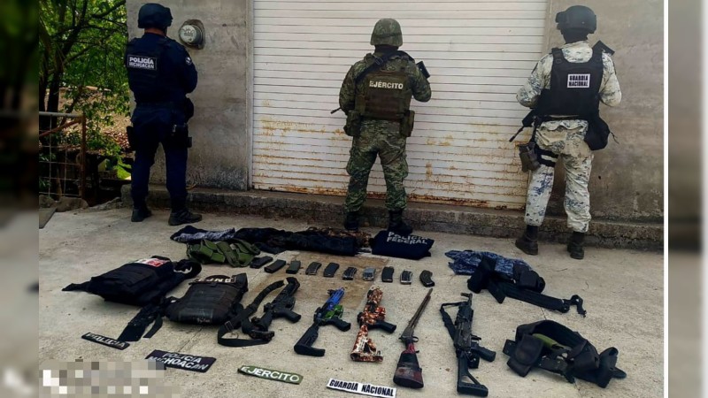 En operativo, decomisaron 5 armas largas, equipo táctico y autos, en Uruapan