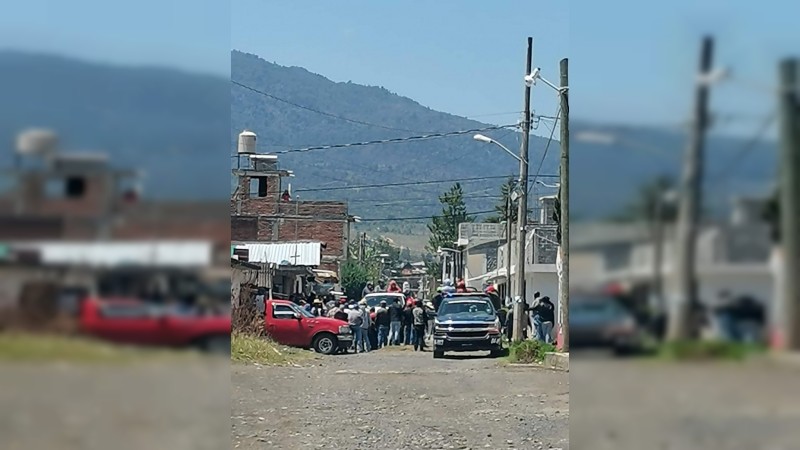 Comuneros de Urapicho retienen a funcionarios de Paracho 