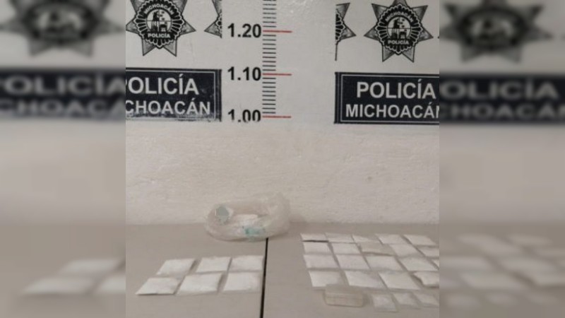 Detienen a 2 con 265 gramos de metanfetamina, en Pátzcuaro