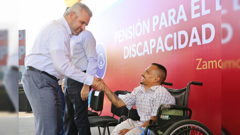 Inicia en Michoacán programa de Bienestar para adultos con discapacidad