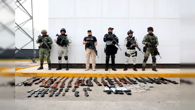 Doce detenidos, 22 armas incautadas, resultado de operativo en San Juan 
