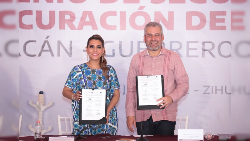 Firma Bedolla convenio de seguridad y construcción de la paz con gobernadora de Guerrero