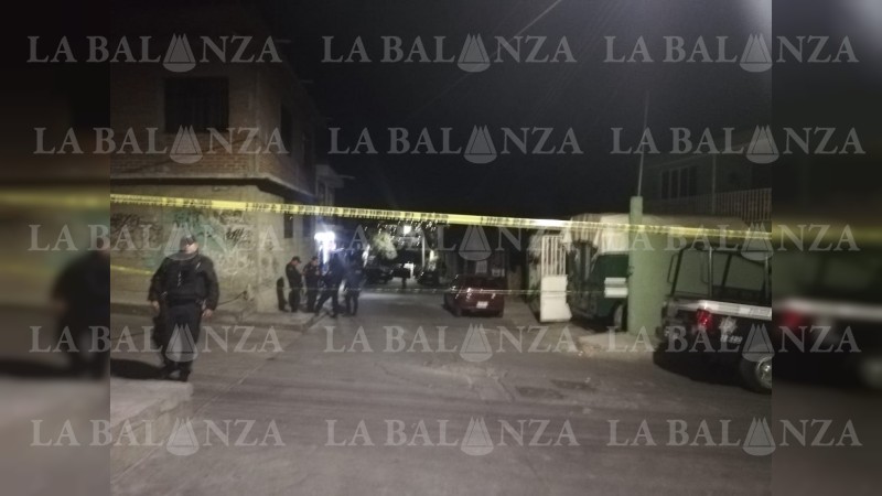 Atacan a mujer a balazos, en Morelia 