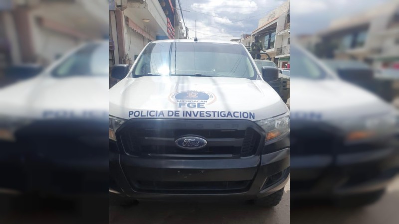 En Quiroga, aseguran camioneta clonada de la FGE y con reporte de robo en Jalisco  