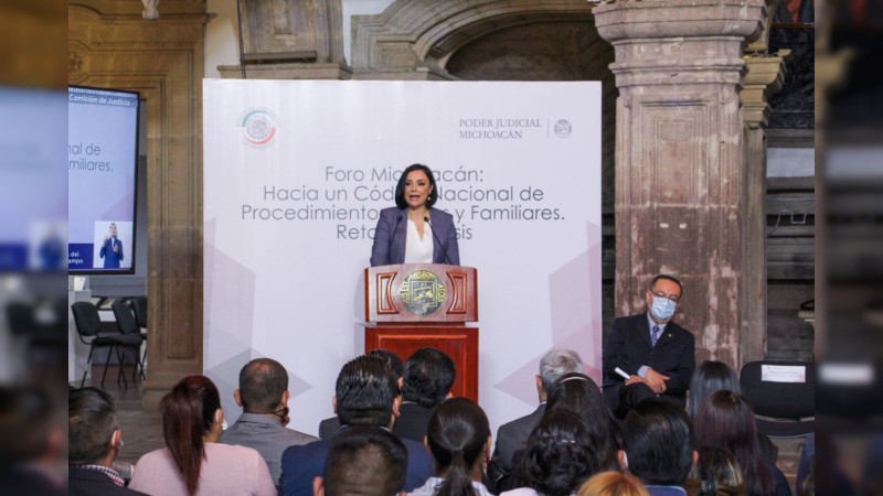 Imparcialidad e igualdad en juzgados, pendientes: Adriana Hernández