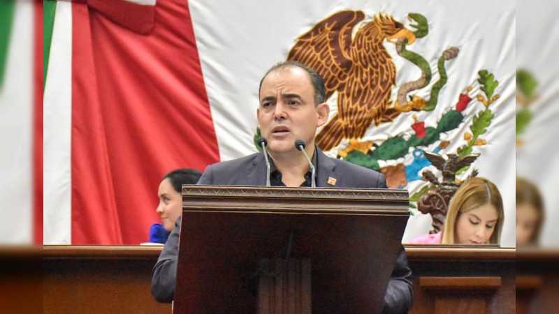 Busca Baltazar Gaona regular la reproducción asistida en Michoacán