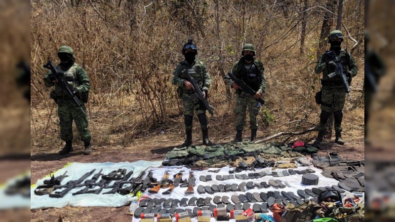 En junio: Ejército aseguró más de 100 armas largas y 26 granadas, en Michoacán