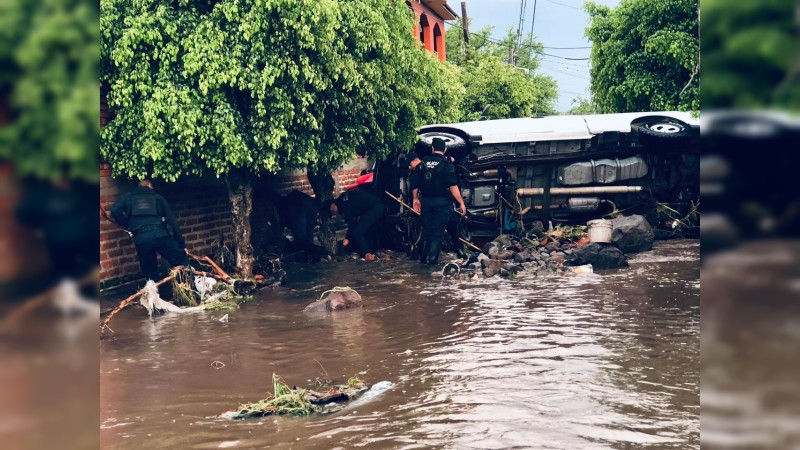 Guardia Civil realiza acciones de auxilio en Villamar, tras inundaciones