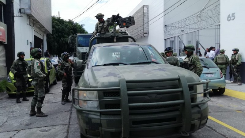 Otro golpe del Ejército al narco: atrapan a 3 con arsenal, en Sahuayo 
