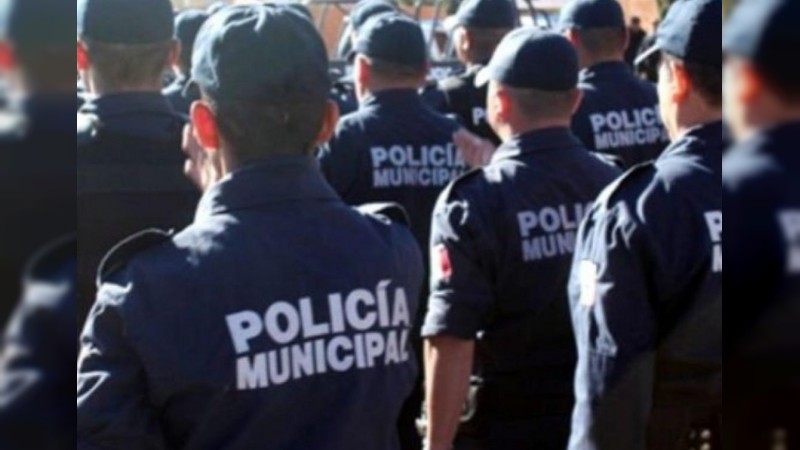 Detienen a mando policial de Cuitzeo y 6 elementos más 