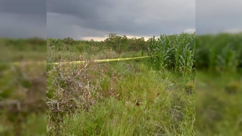 Hallan cadáveres de 2 motociclistas, en Churintzio; autoridades investigan 