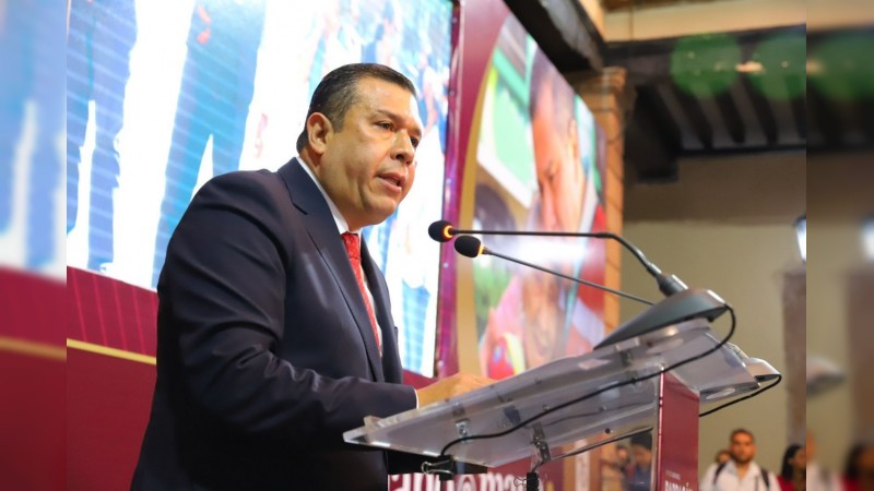 Presenta Barragán, informe legislativo al pueblo de Michoacán