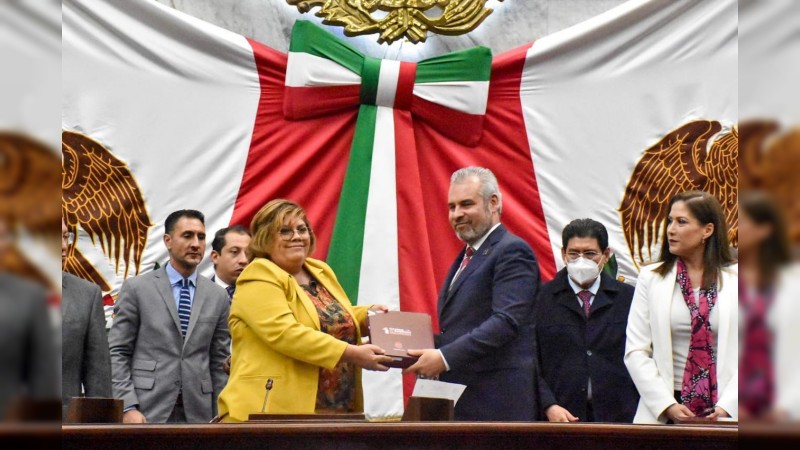 Recibe 75 Legislatura Primer Informe del titular del Poder Ejecutivo de Michoacán