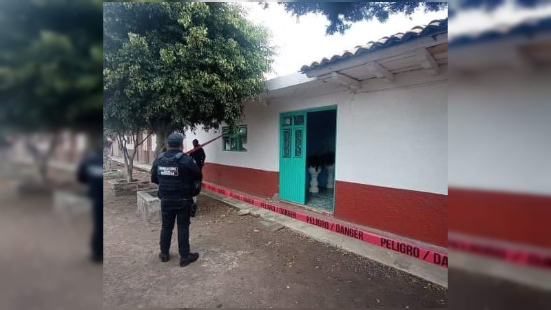 Tangancícuaro: torturan y asesinan a una mujer, dentro de una casa  