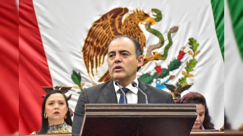 Busca Baltazar Gaona ampliar periodos legislativos