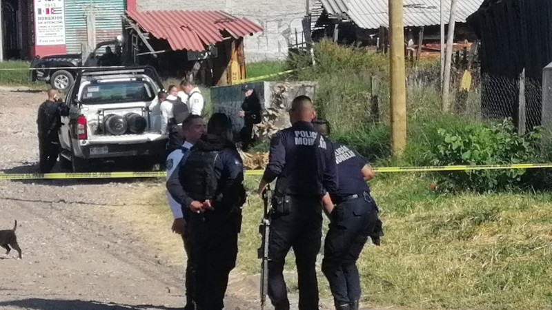 Morelia: ejecutan a 2 hombres, en un baldío de la López Rayón