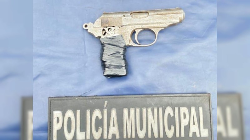 Cae hombre armado, en Zamora 