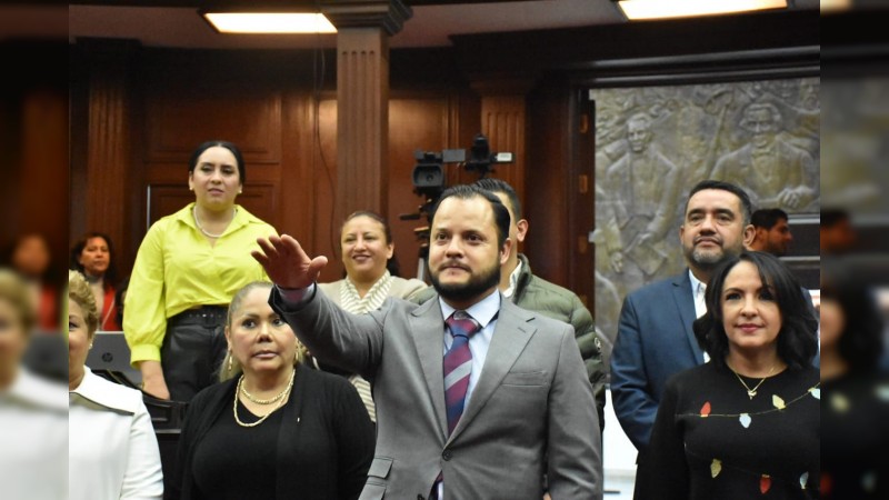 Designa 75 Legislatura a Alfonso Vargas como director del IIEL