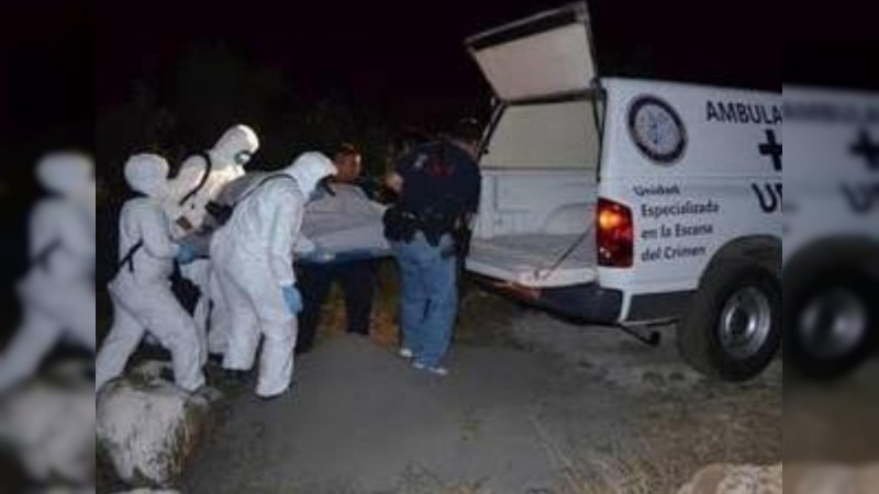 Encuentran cadáver maniatado, a unos pasos de base policial, en Morelia 