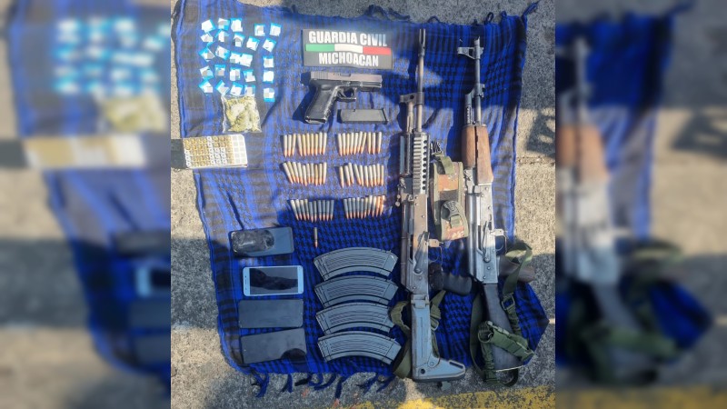 Cae grupo armado, en Paracho; le aseguran fusiles de alto poder 