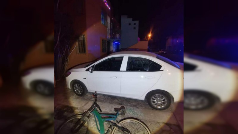 Se registra balacera, en Jacona; policías hallan auto dañado, pero no hubo detenidos 