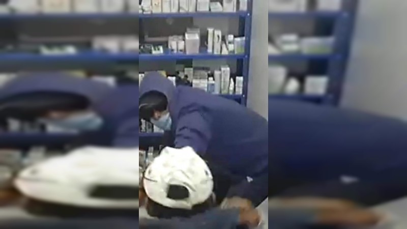 Dos empistolados atracan farmacia, en Tarímbaro  