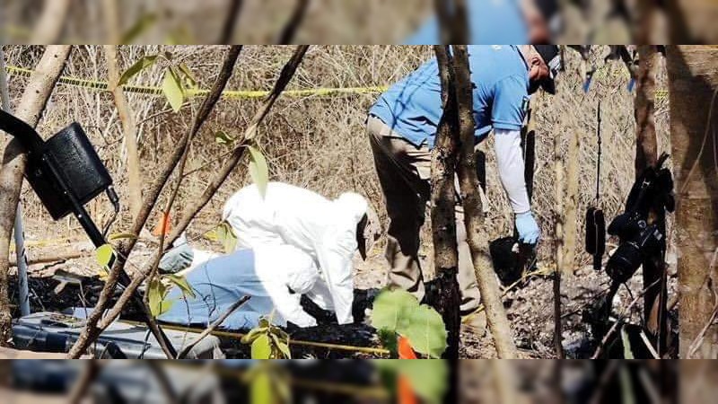 Zitácuaro: en 3 fosas clandestinas hallan 6 cadáveres