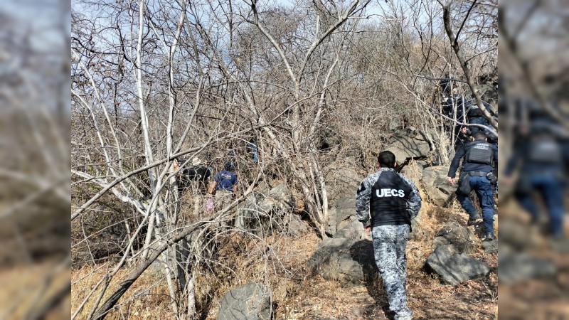 Intensifican búsqueda de 8 desaparecidos, en Michoacán; hay una familia completa entre ellos 