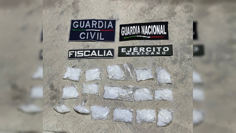 En Maravatío y Uruapan aseguran 22 envoltorios de droga; hay tres detenidos