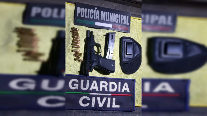 Tras intentar huir, hombre armado es detenido, en Uruapan 