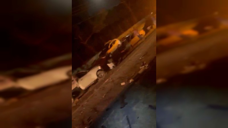 Dos muertos y 5 heridos, saldo de choque automovilístico, en Tancítaro