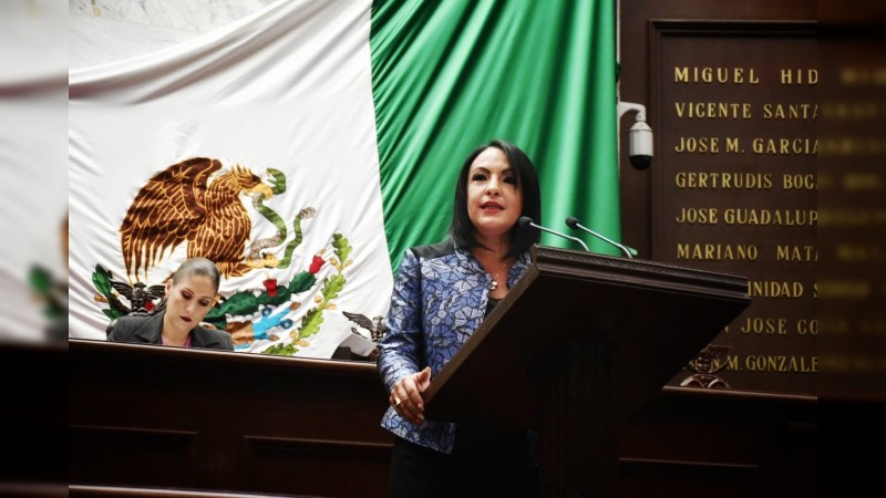 Propone Guadalupe Díaz asegurar derechos alimentarios de la niñez y juventud 