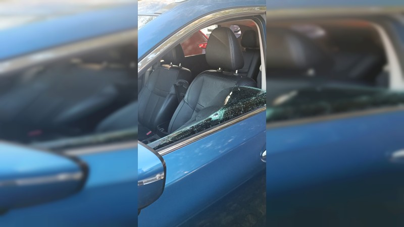 Empistolados le disparan a mujer tras no poderle robar auto, en Morelia 
